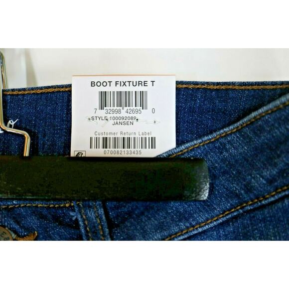 NWT Style & Co Distressed Denim Boot Cut Curvy Fade Jeans Women's Size 2 - Picture 4 of 7